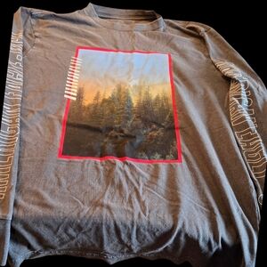 American Eagle Outfitters Long Sleeve Graphic Tee Size Med